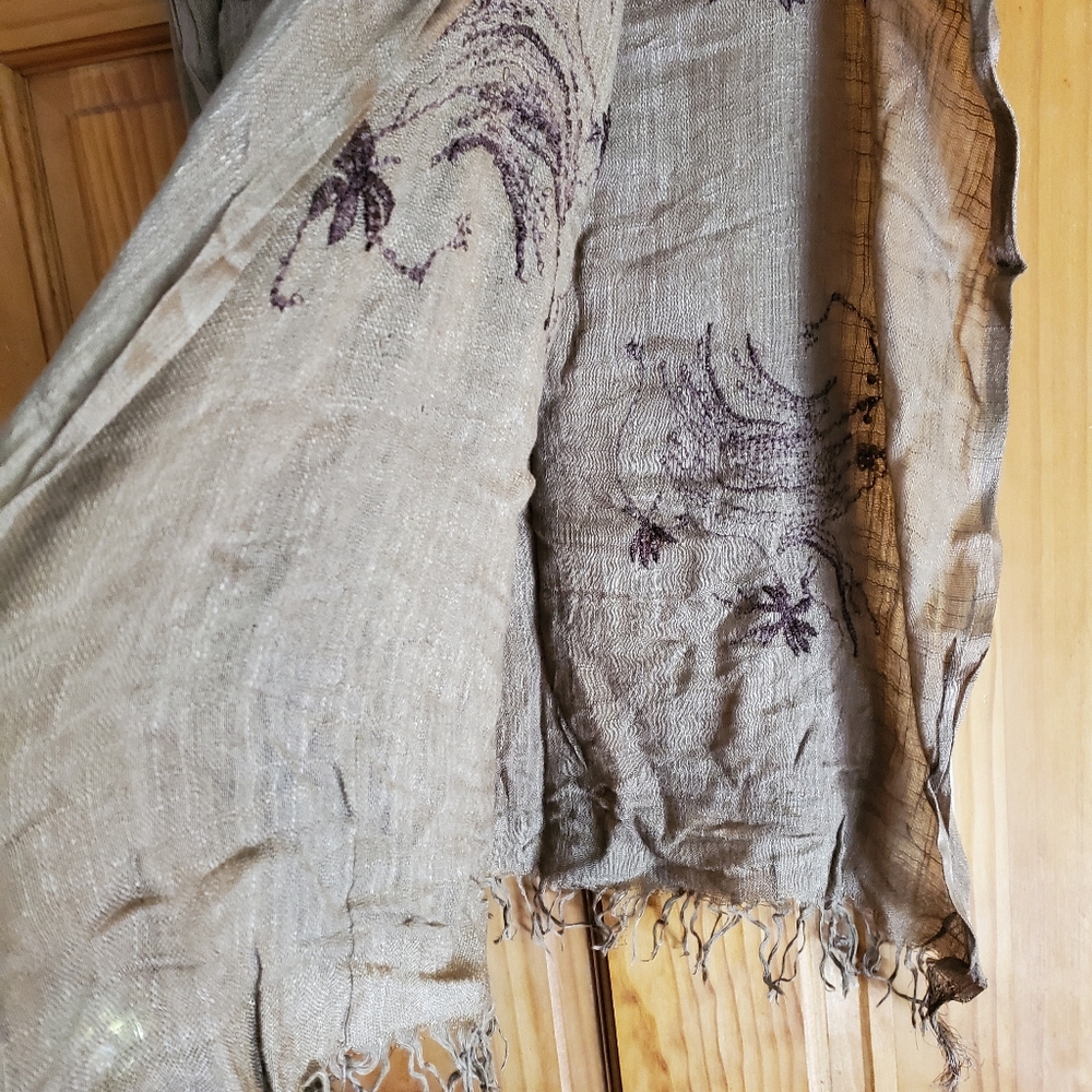 Scarf - Picture 4 of 6